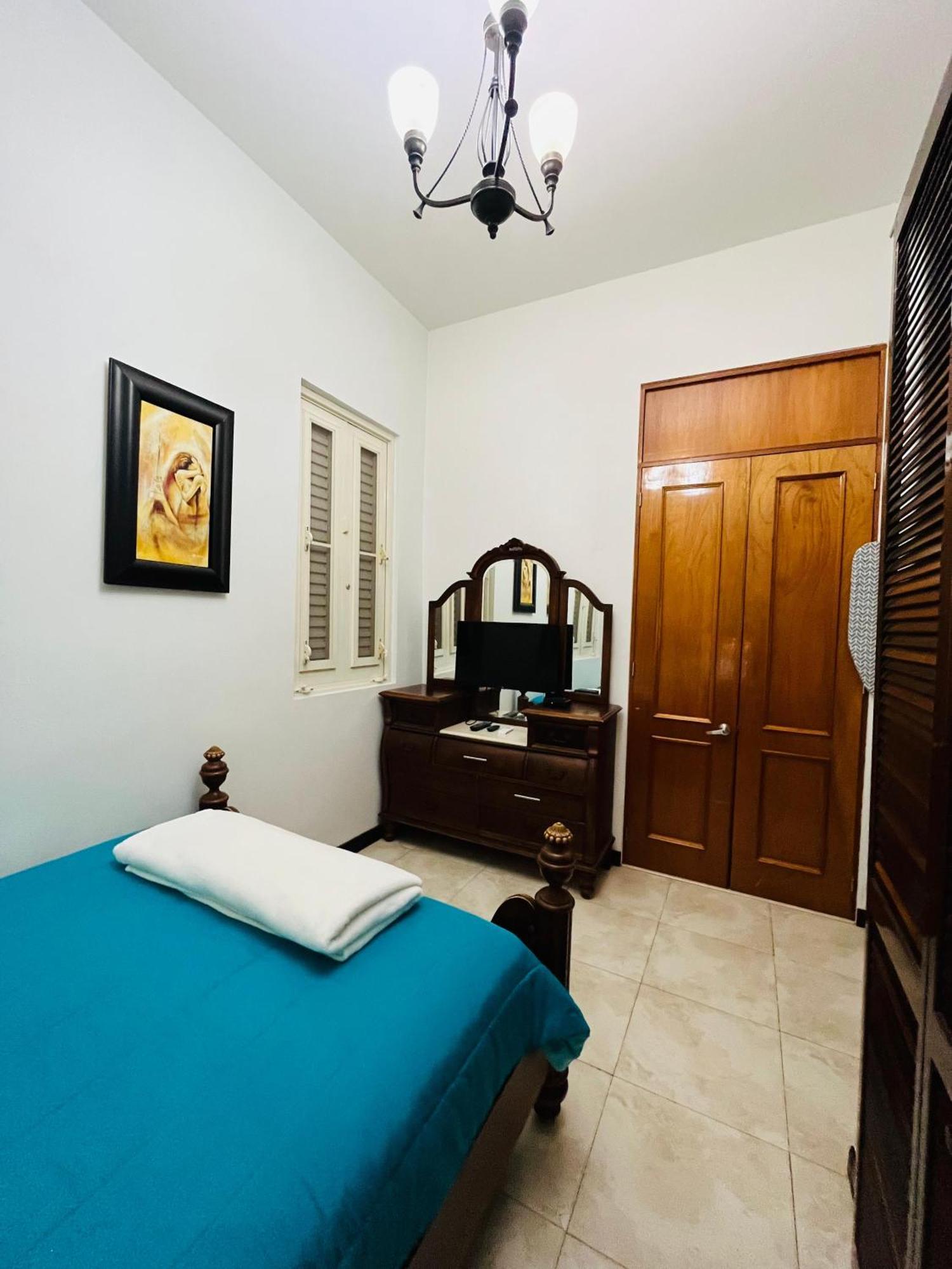 Hotel Libertad Lares Buitenkant foto