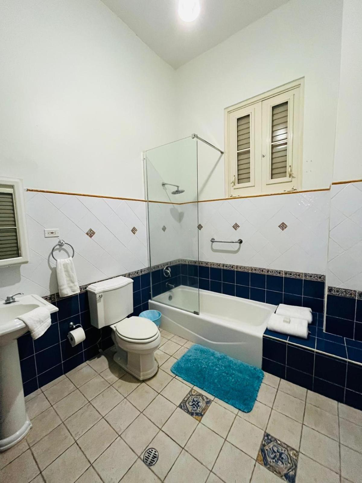 Hotel Libertad Lares Buitenkant foto