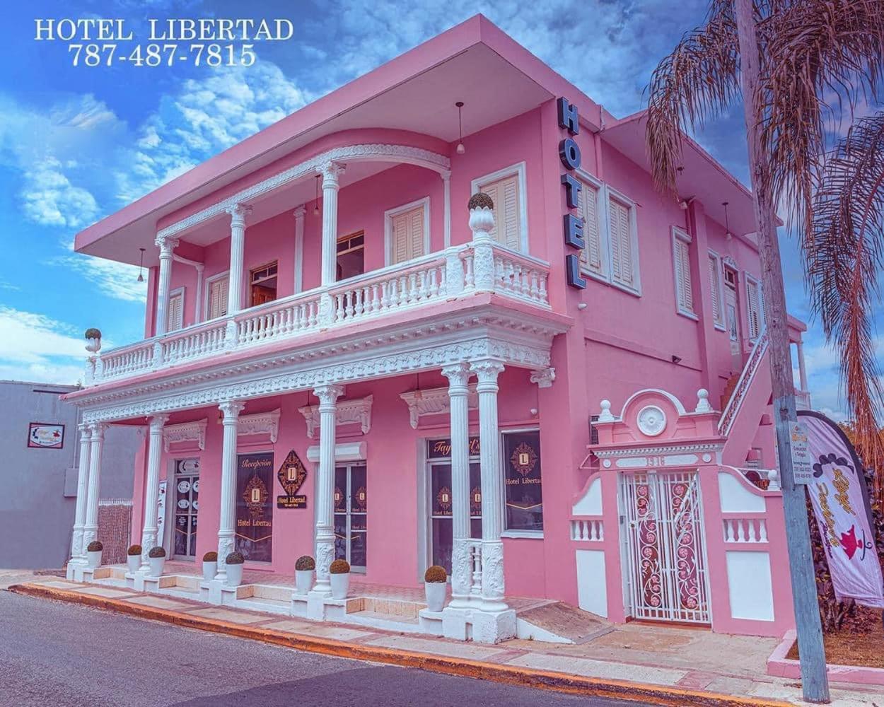 Hotel Libertad Lares Buitenkant foto